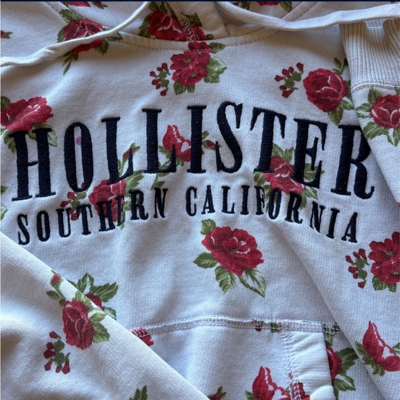 HOLLISTER - Picture 3 of 7
